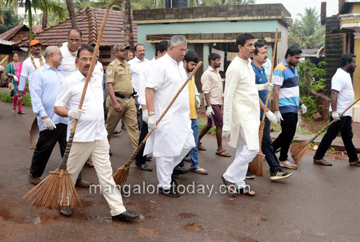 Union Minister Chaudhury 1